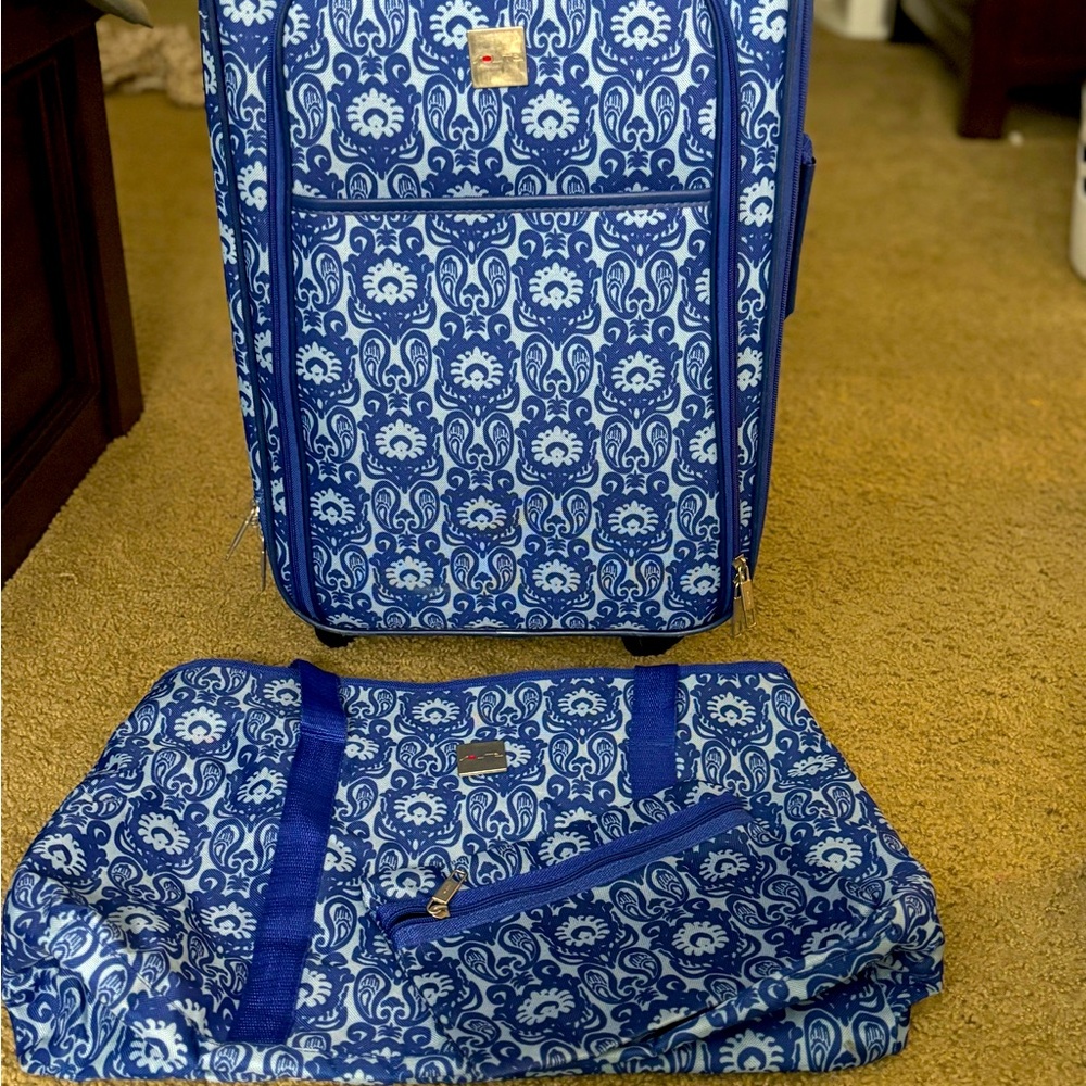 Luggage set